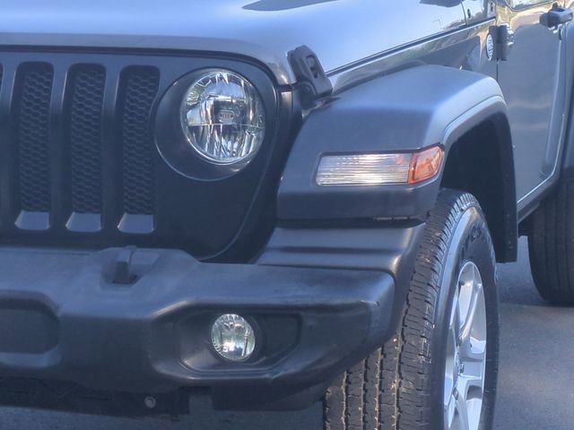 Used 2020 Jeep Wrangler Sport image 17