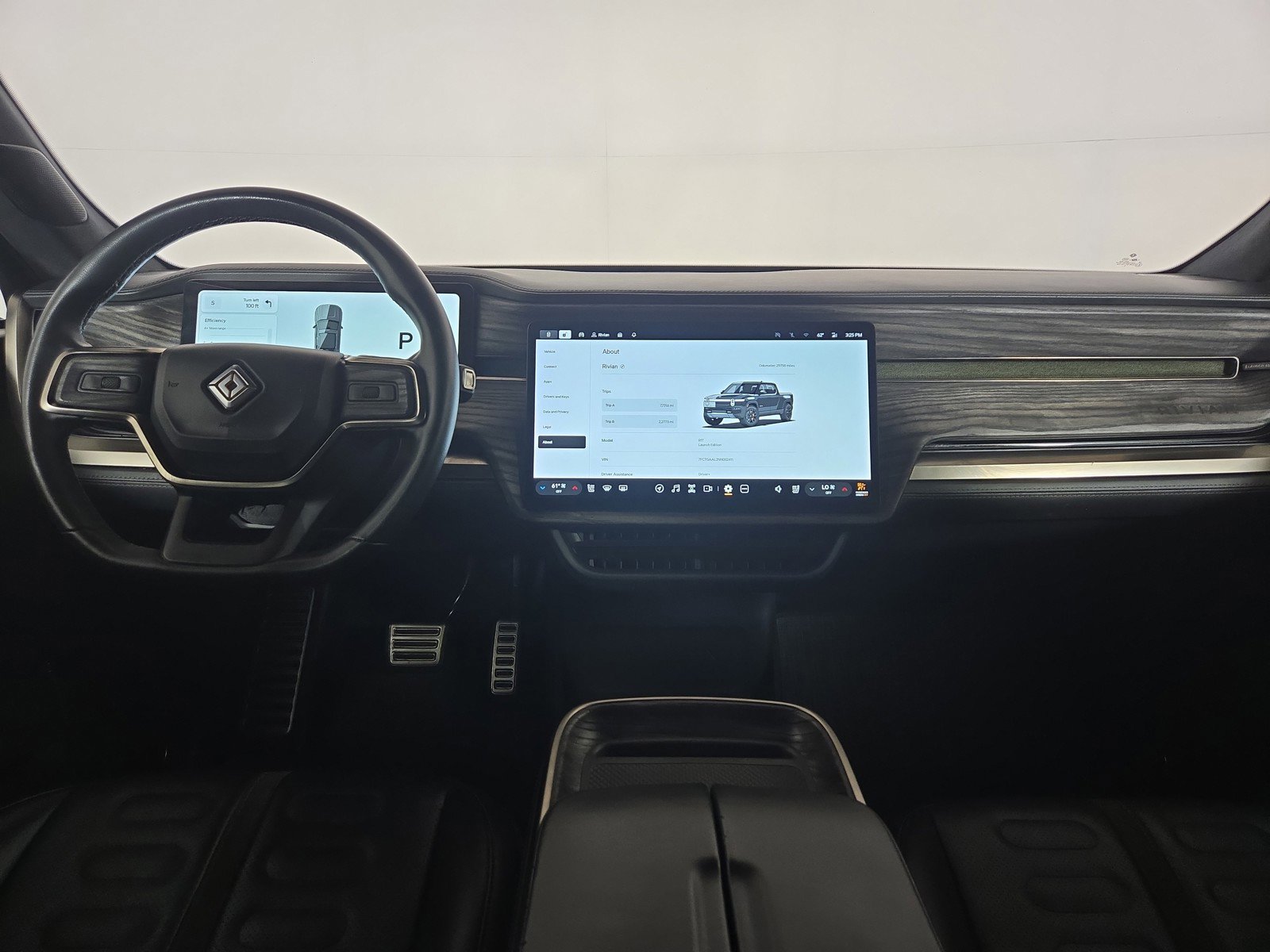 Used 2022 Rivian R1T Launch Edition image 25