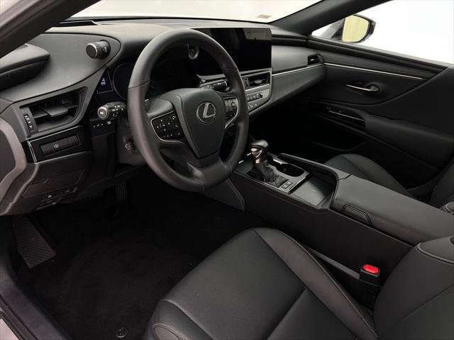 Certified 2024 Lexus ES 300h w/ Premium Package FWD image 12