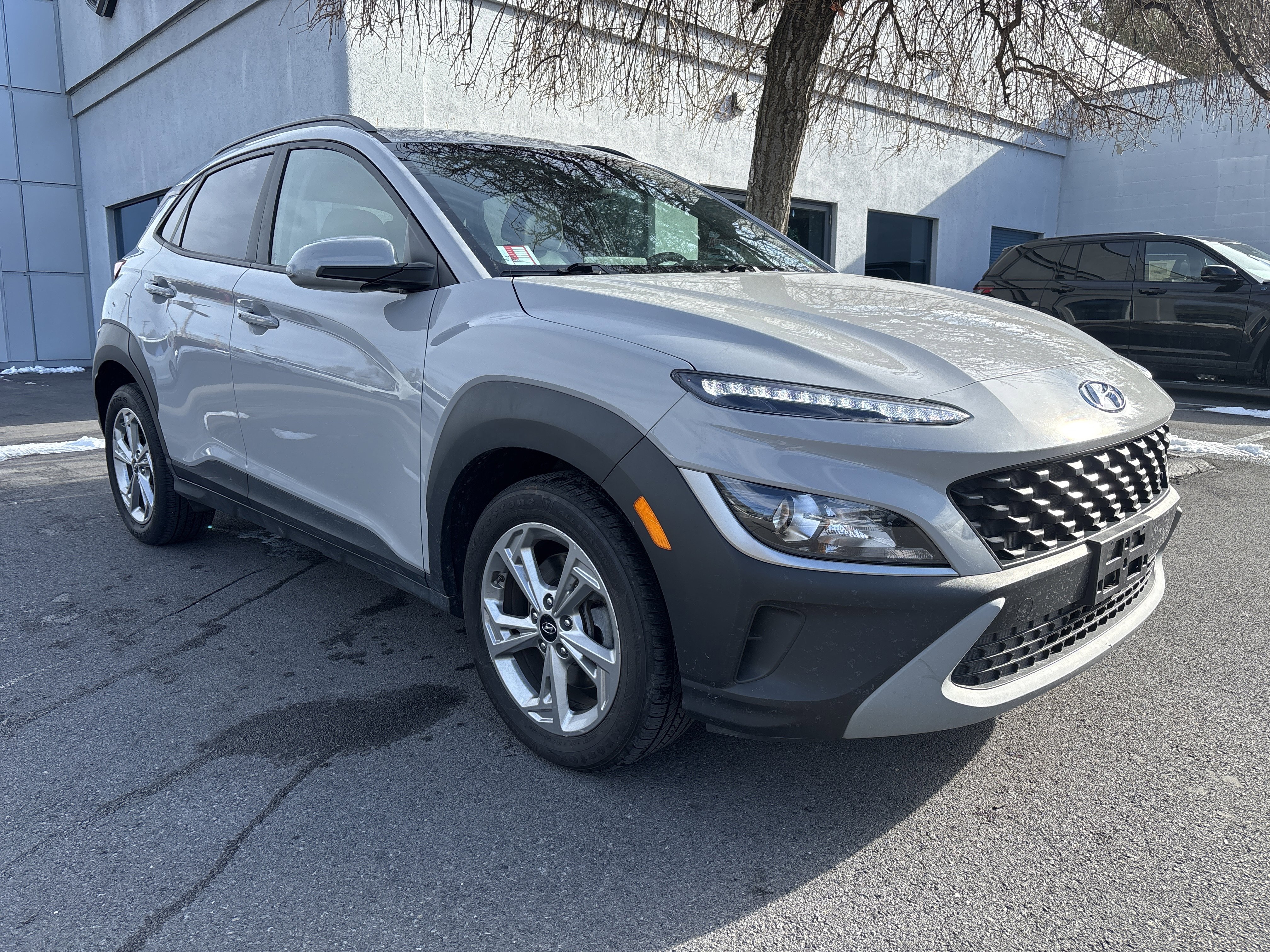 Used 2023 Hyundai Kona SEL image 1