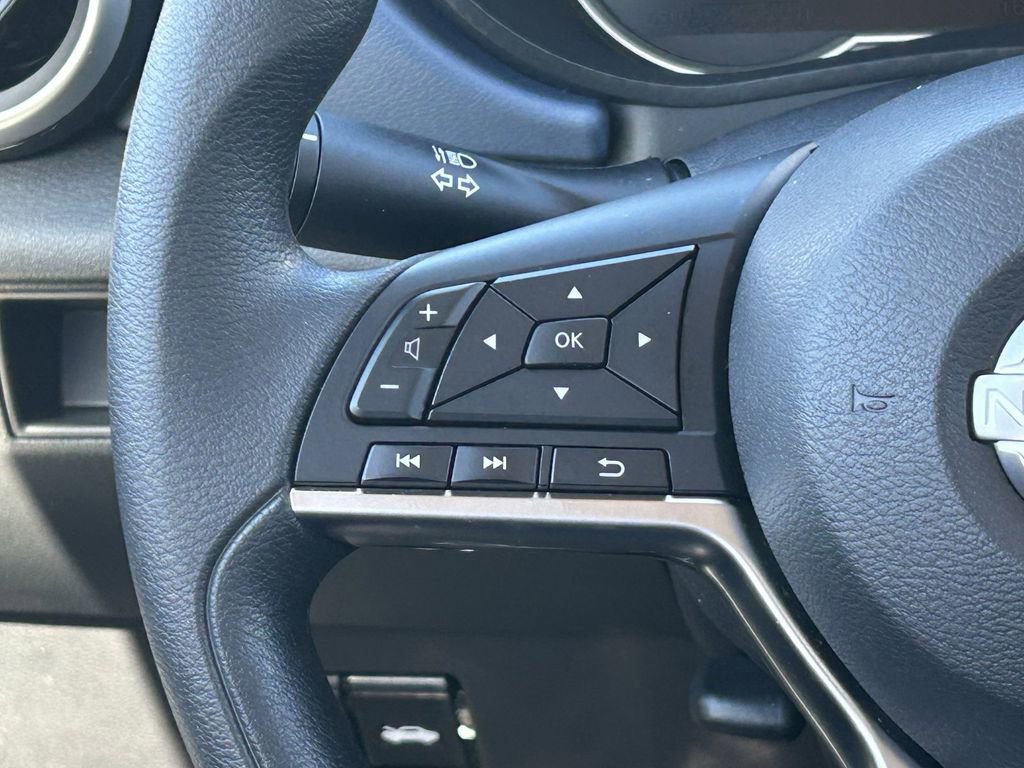 Used 2025 Nissan Versa SV w/ Trunk Package image 20