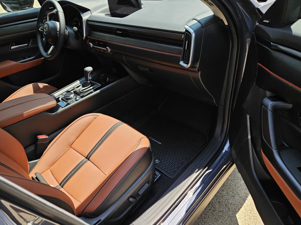 New 2025 MAZDA CX-50 Meridian Edition w/ Weather Package image 9