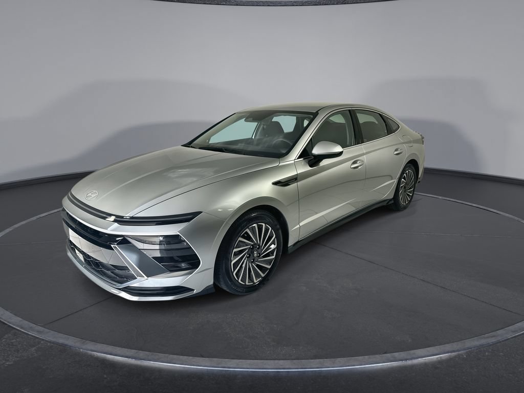 Certified 2025 Hyundai Sonata SEL FWD image 4