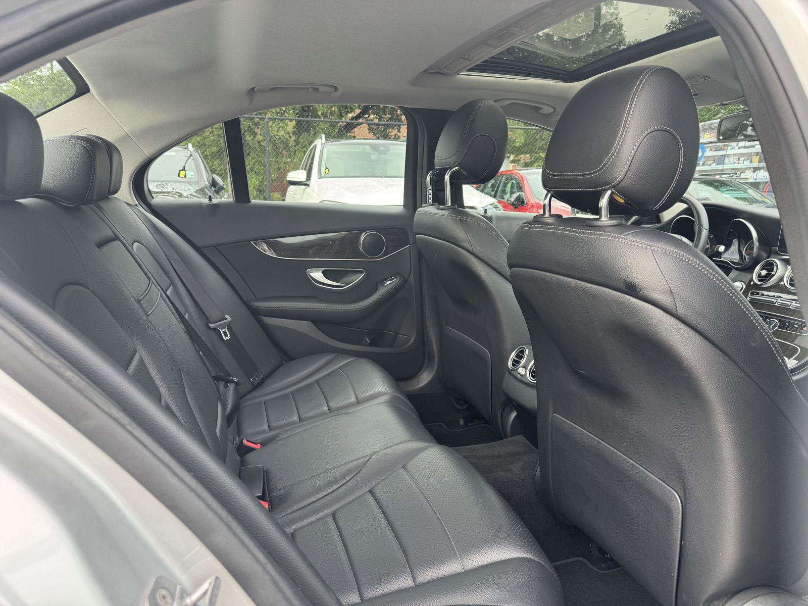 Used 2018 Mercedes-Benz C 300 4MATIC Sedan image 26