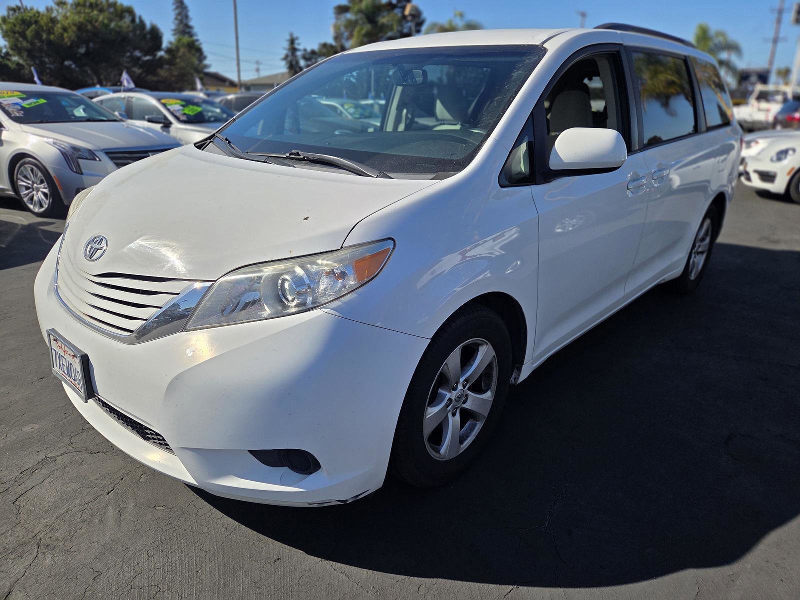 Used 2017 Toyota Sienna LE