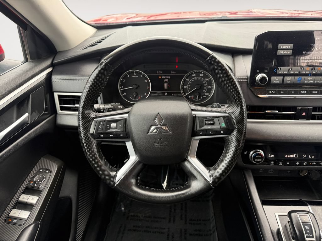 Used 2024 Mitsubishi Outlander SE AWD/4WD image 12