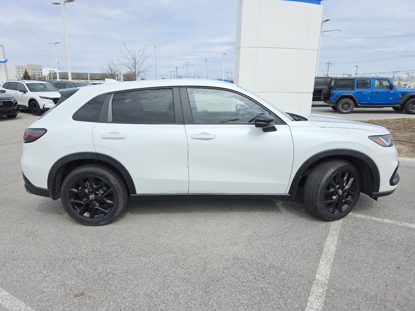 Certified 2024 Honda HR-V Sport image 11