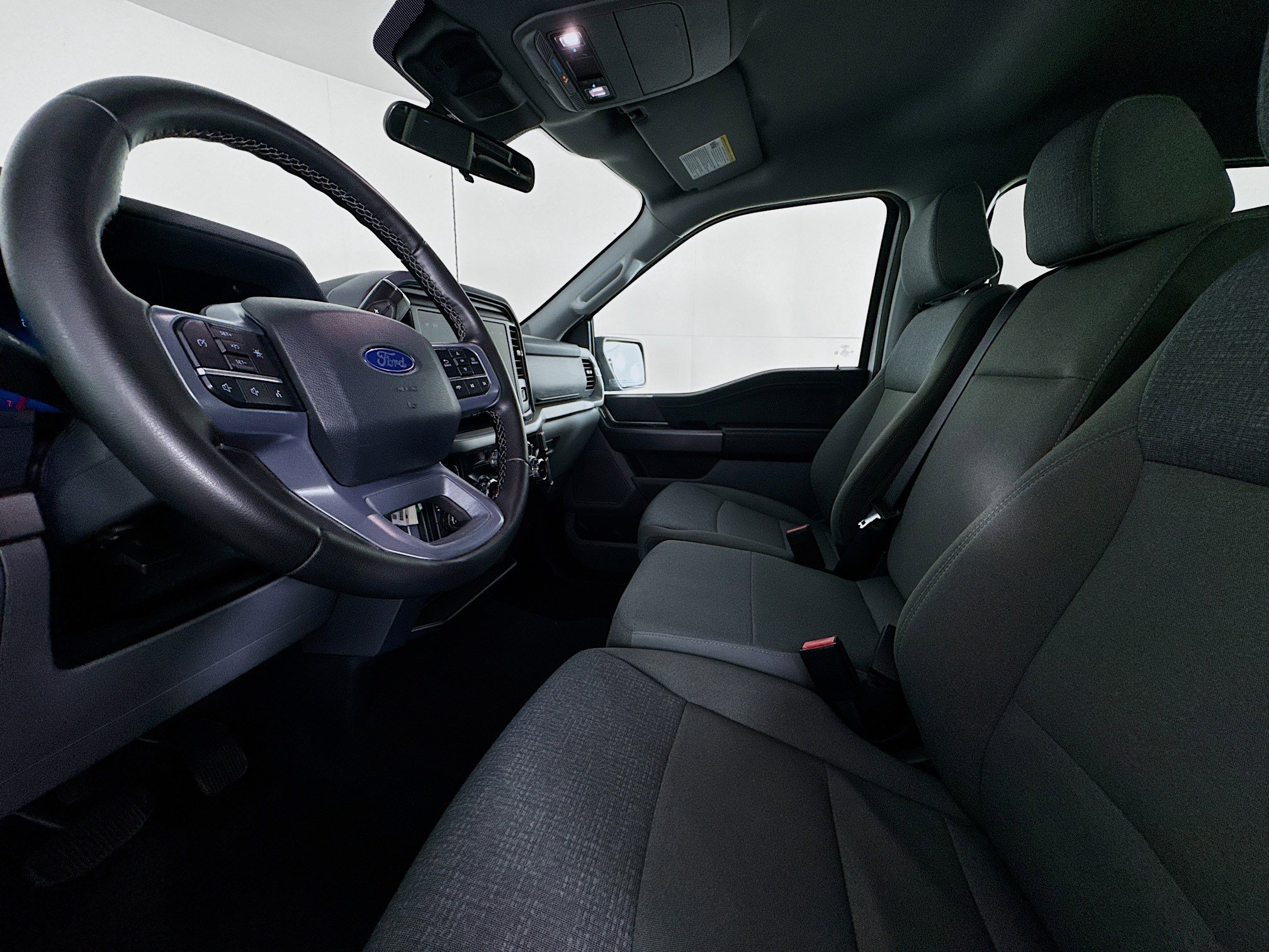 Used 2025 Ford F150 XLT w/ Equipment Group 301A Standard image 19