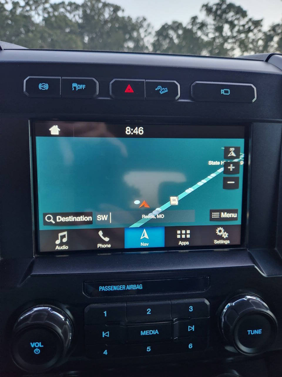 Used 2018 Ford F250 XLT w/ XLT Premium Package AWD/4WD image 9
