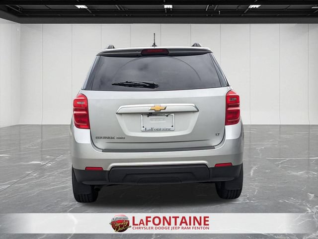 Used 2017 Chevrolet Equinox LT w/ Convenience Package AWD/4WD image 4