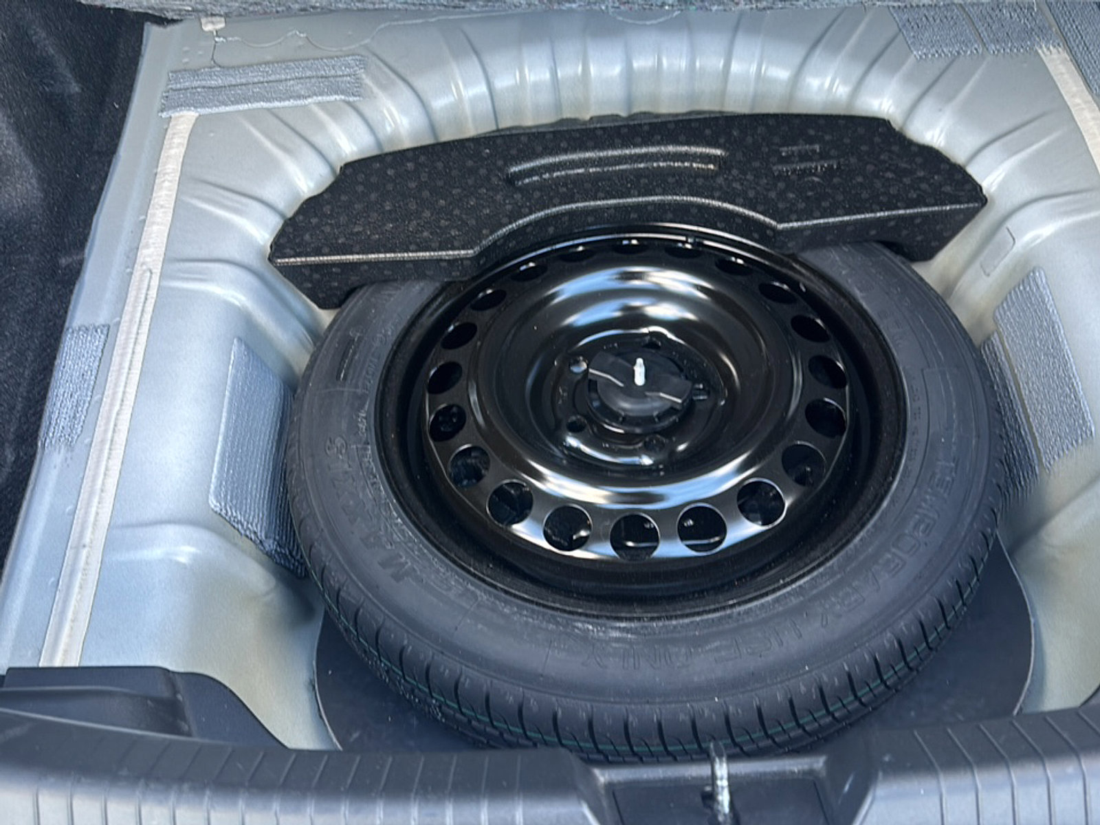 Used 2021 Chevrolet Malibu RS image 23