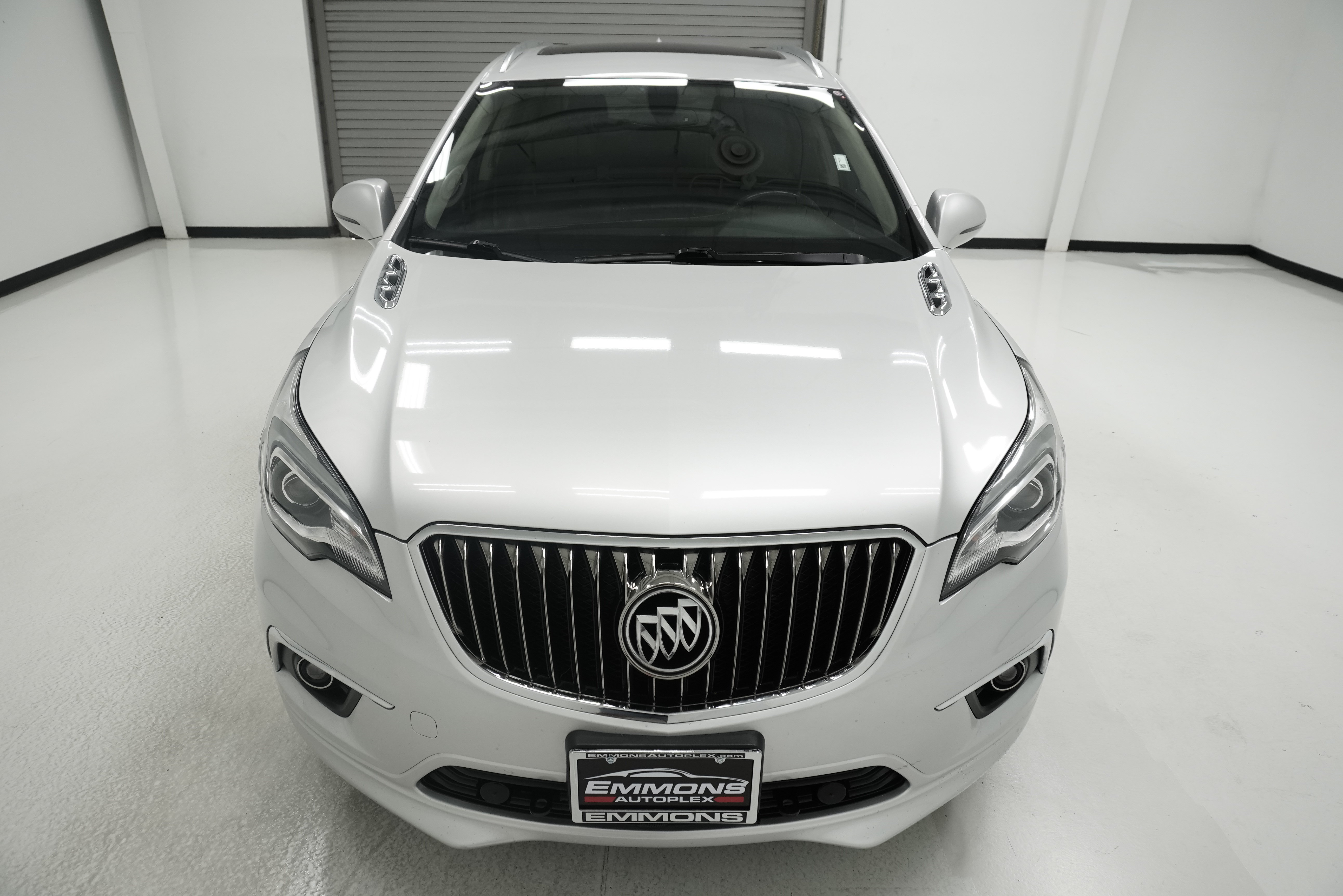 Used 2017 Buick Envision Essence FWD image 2
