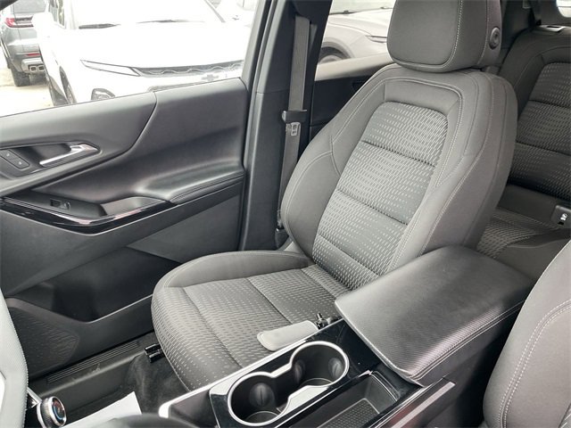 Used 2025 Chevrolet Equinox LT image 24