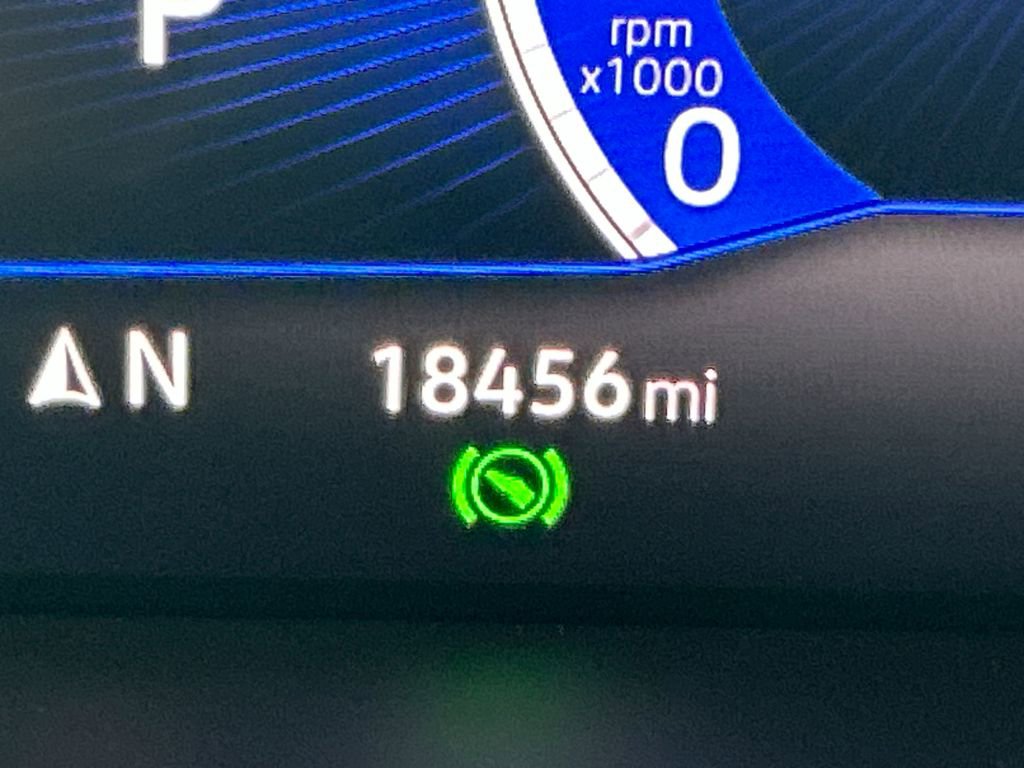 Certified 2024 Volkswagen Tiguan SE R-Line image 20