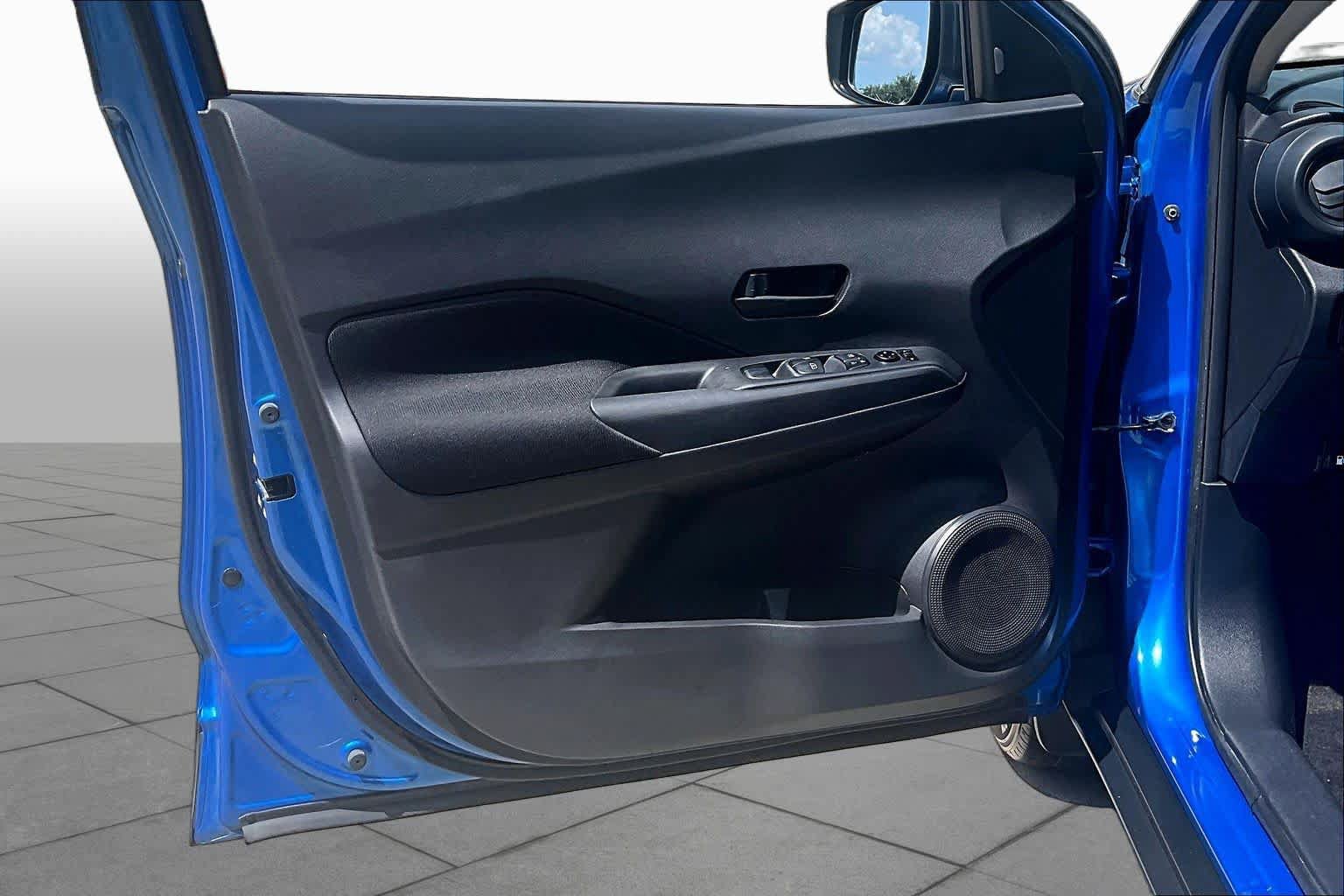 Used 2022 Nissan Kicks S FWD image 22