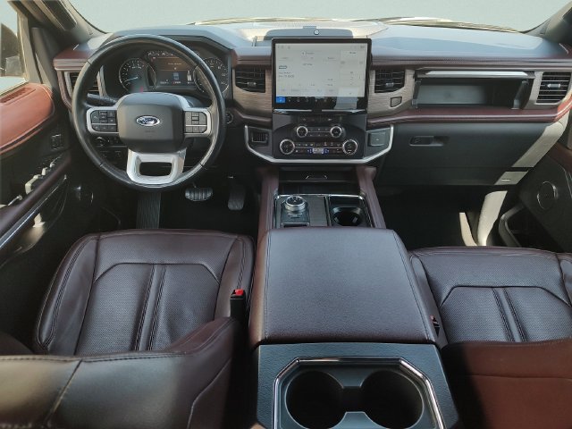 Used 2024 Ford Expedition Limited RWD image 9