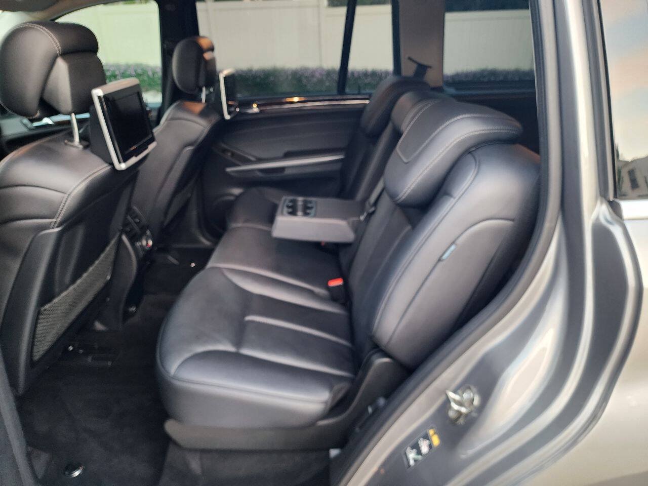 Used 2012 Mercedes-Benz GL 450 4MATIC image 18