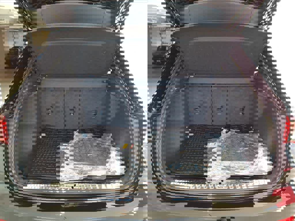 Used 2025 Audi Q3 2.0T Premium Plus w/ Premium Plus Package image 20