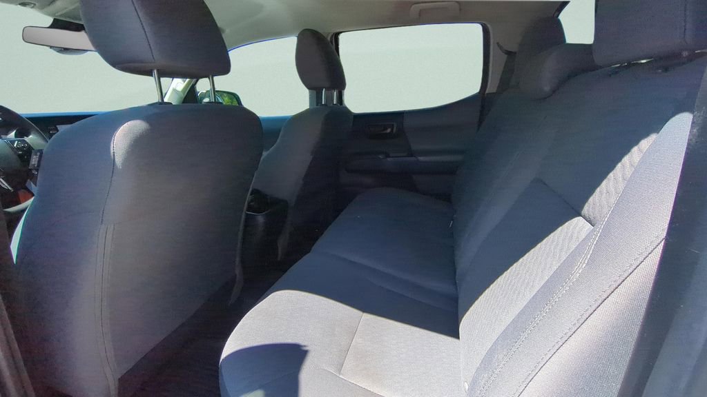 Used 2019 Toyota Tacoma SR5 RWD image 9