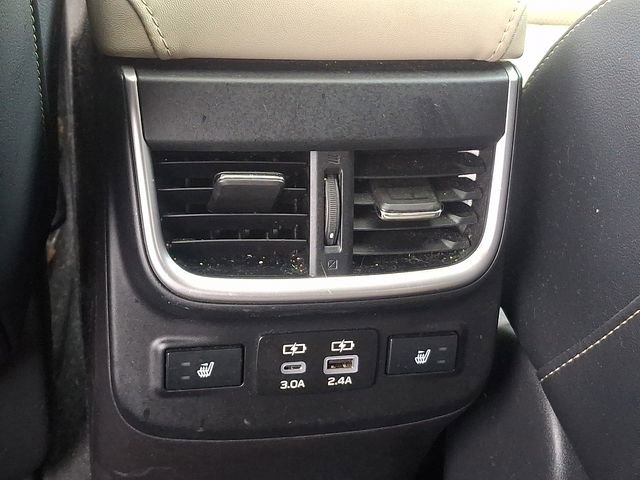 Used 2023 Subaru Outback Limited image 11