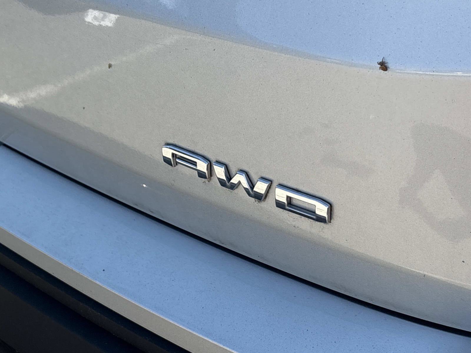 Certified 2022 GMC Terrain SLE w/ Driver Convenience Package AWD/4WD image 10