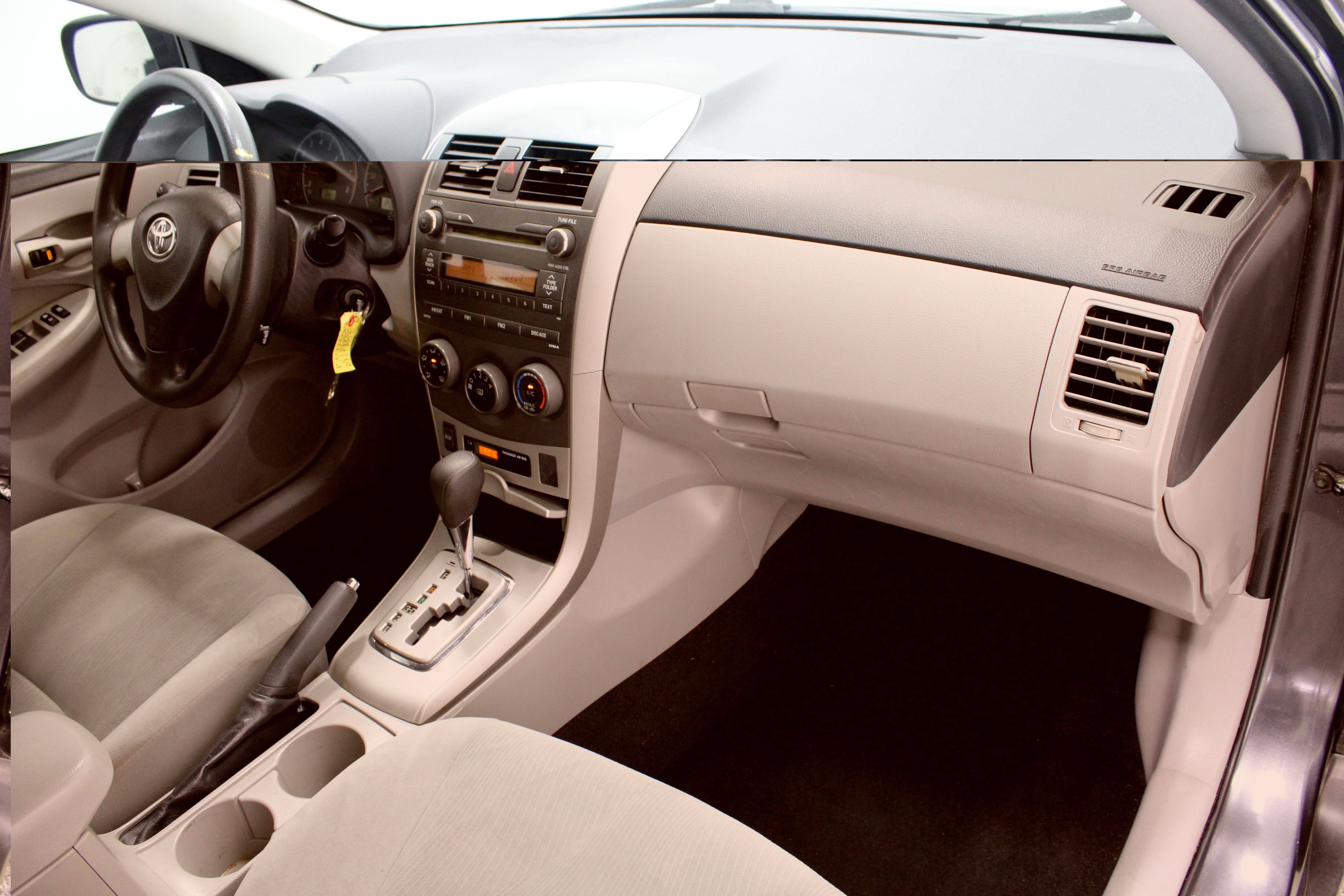 Used 2011 Toyota Corolla LE FWD image 31