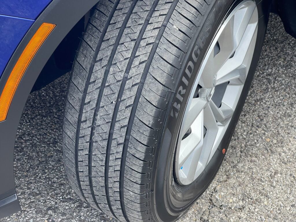 Used 2025 Honda CR-V LX image 33