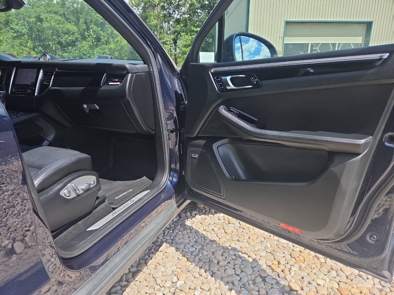 Used 2018 Porsche Macan S AWD/4WD image 29