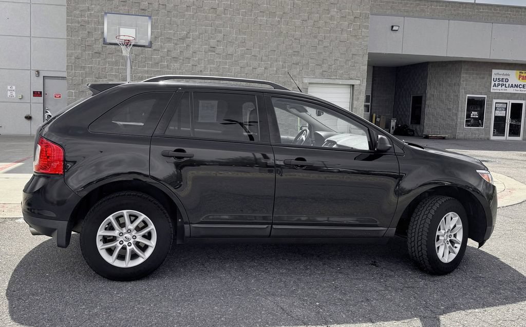 Used 2013 Ford Edge SE FWD image 5