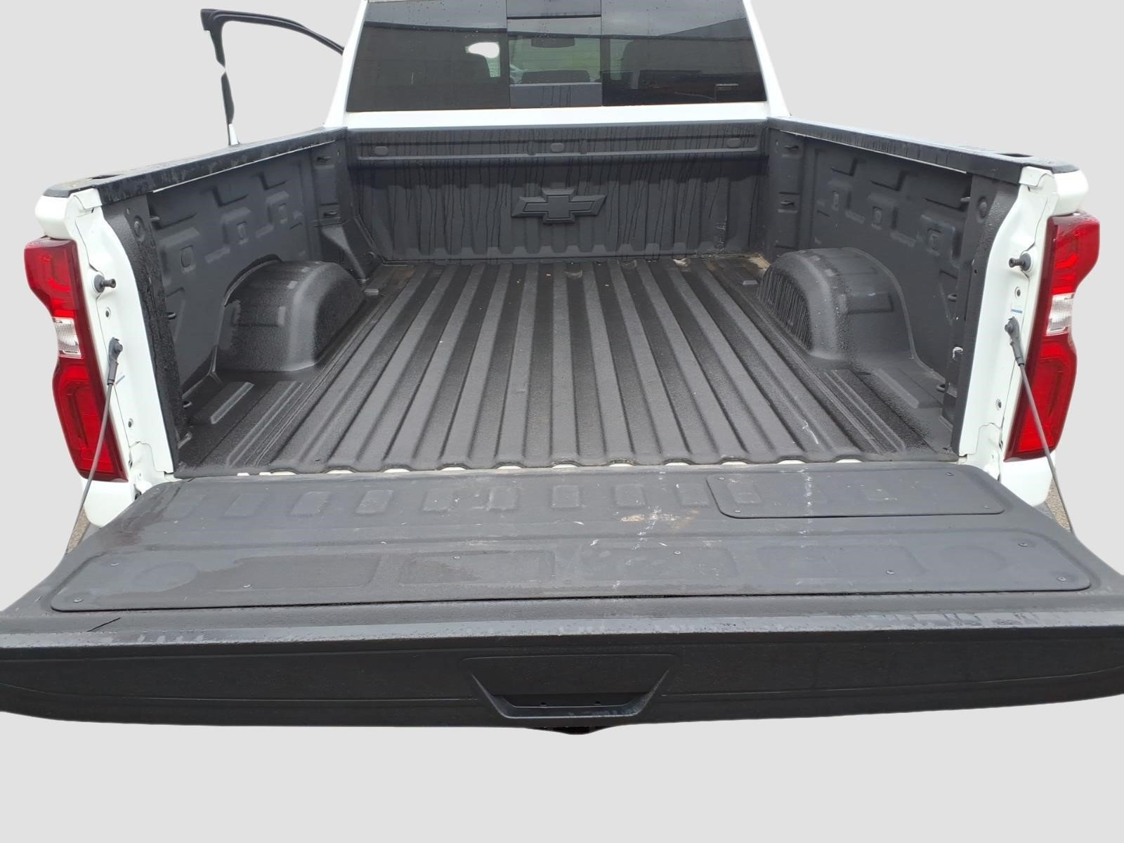 Used 2023 Chevrolet Silverado 3500 LTZ w/ LTZ Plus Package AWD/4WD image 17