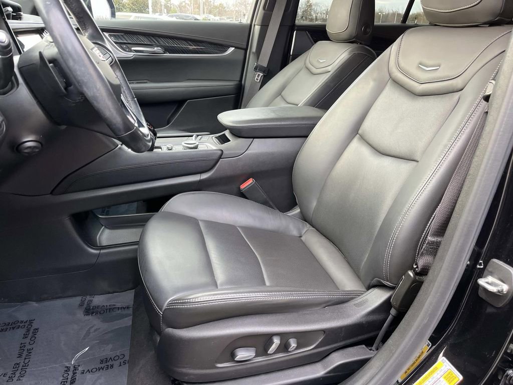 Certified 2024 Cadillac XT6 Premium Luxury w/ Technology Package image 23