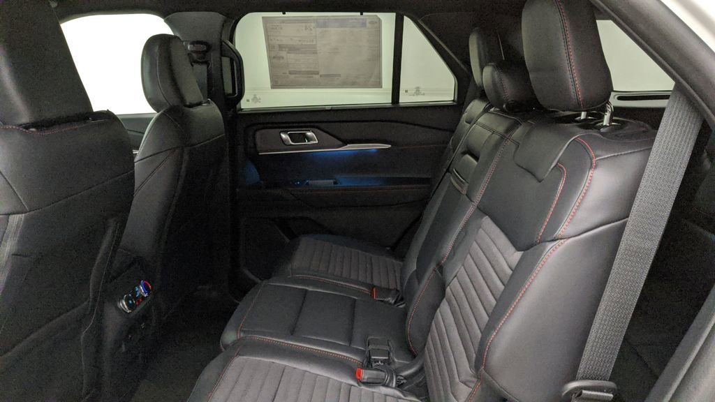 New 2025 Ford Explorer ST-Line w/ Premium Package image 35