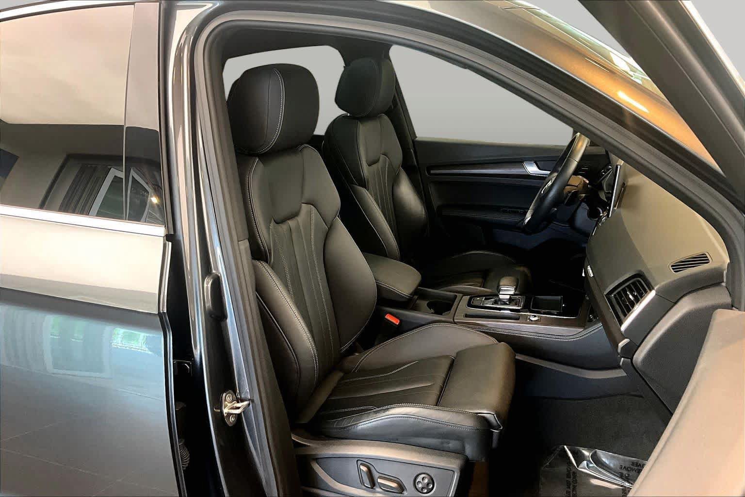 Certified 2023 Audi Q5 2.0T Premium Plus w/ Premium Plus Package AWD/4WD image 8