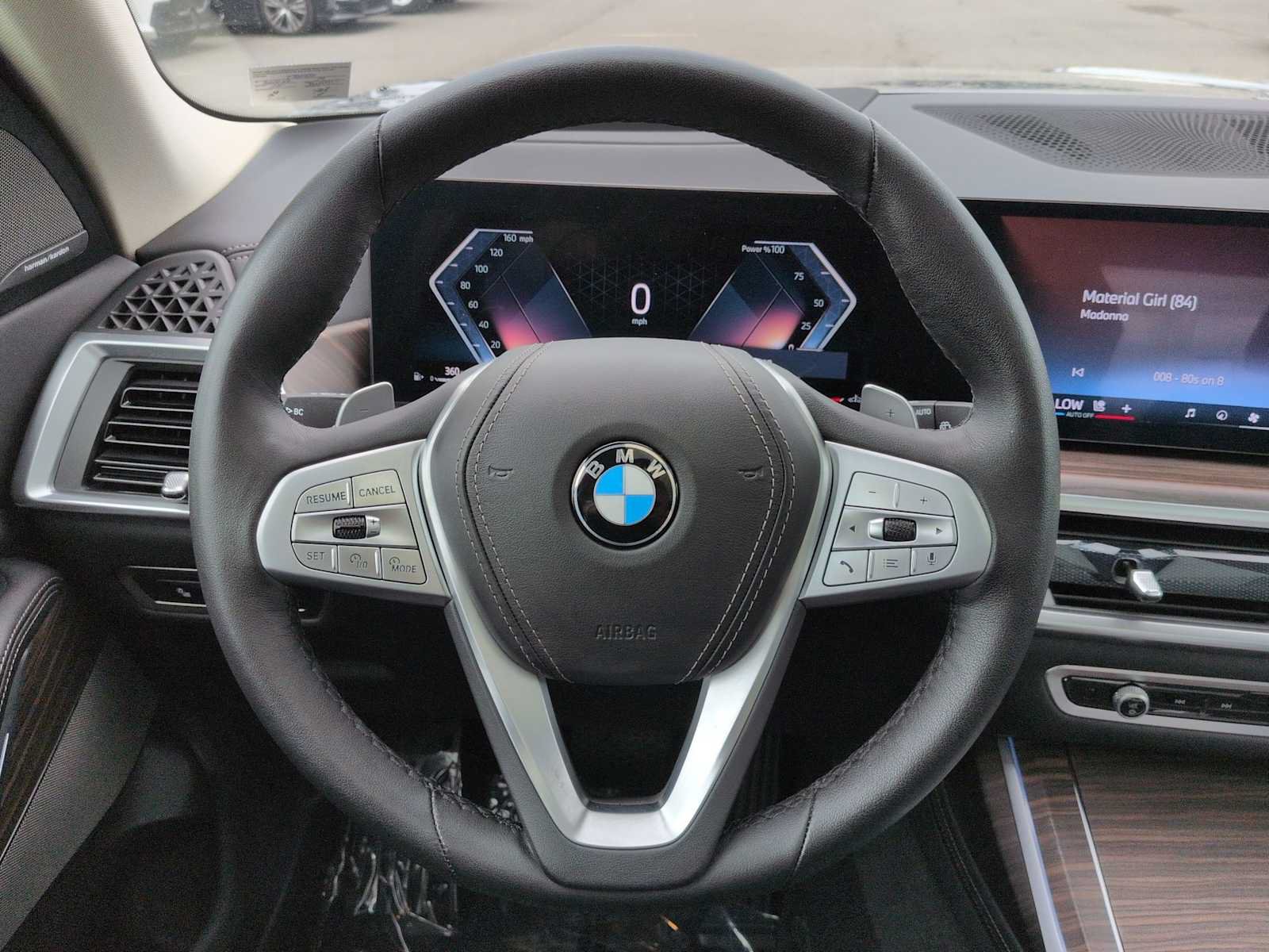 Used 2026 BMW X7 xDrive40i AWD/4WD image 25