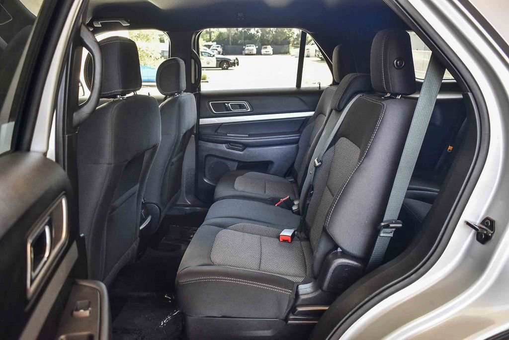 Used 2017 Ford Explorer XLT image 17