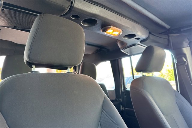 Used 2017 Jeep Wrangler Unlimited Sport image 17