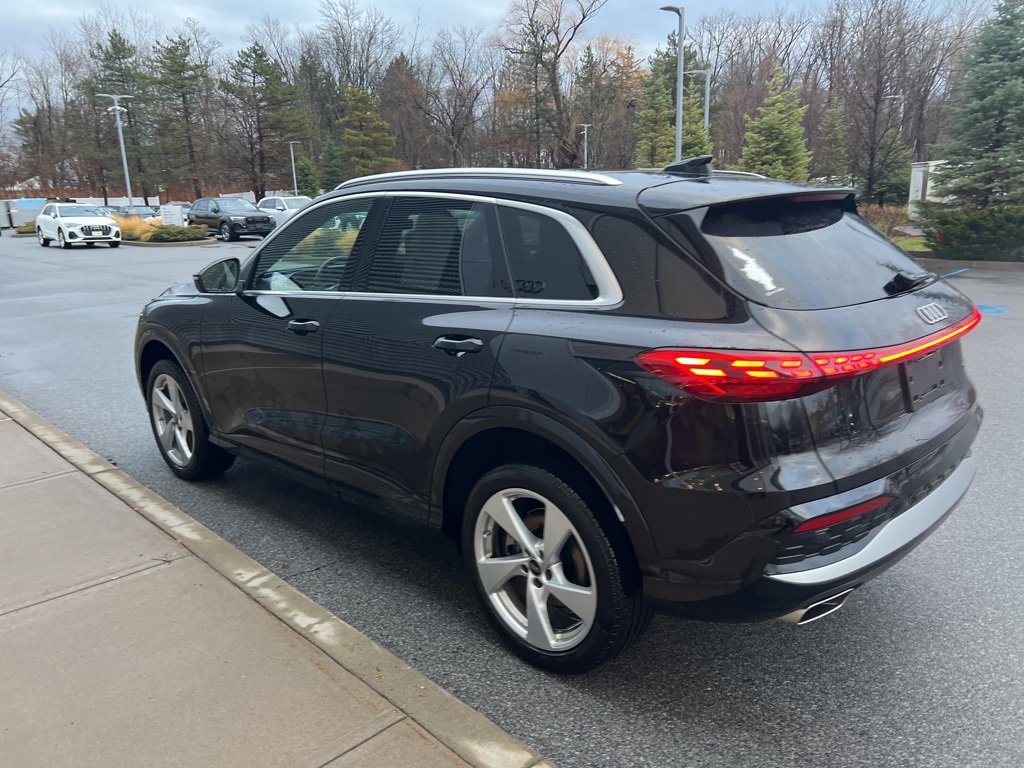 Certified 2025 Audi Q5 Premium Plus image 36