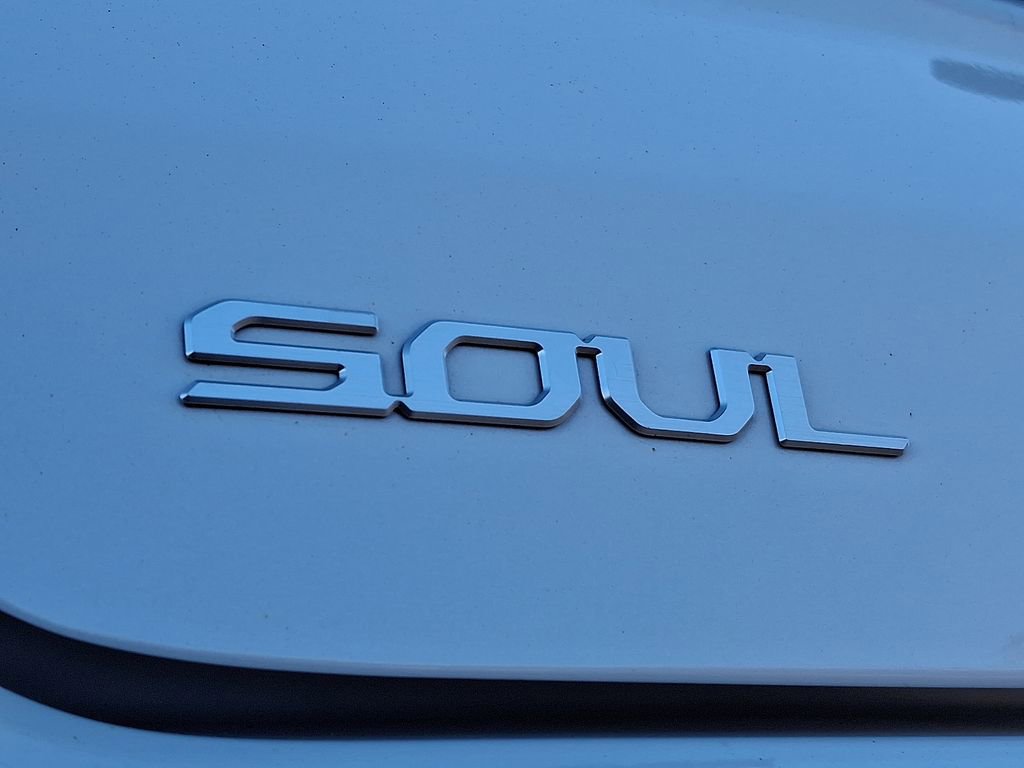 Used 2023 Kia Soul GT-Line FWD image 62