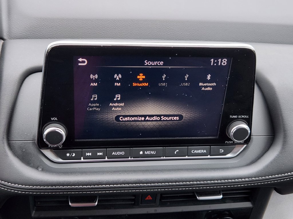 Used 2025 Nissan Rogue SV AWD/4WD image 8