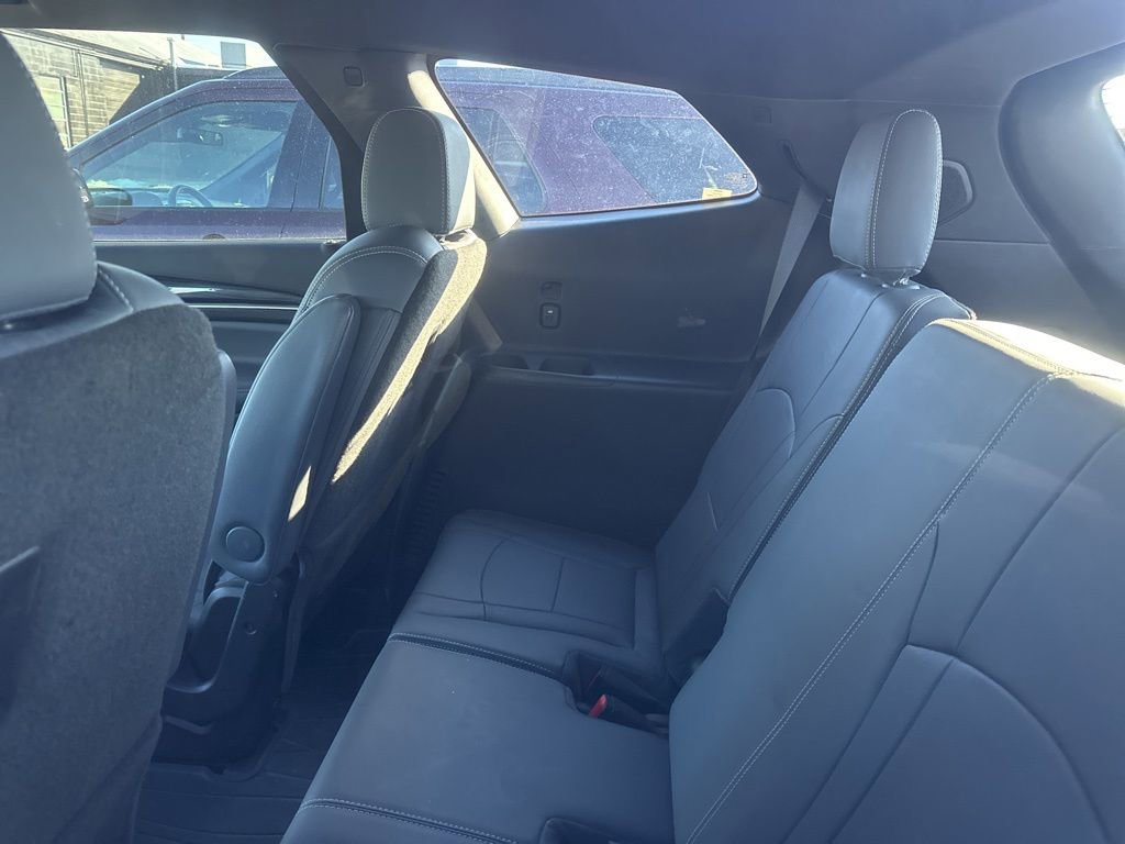 Used 2022 Buick Enclave Premium w/ Surround and Sites Package image 21