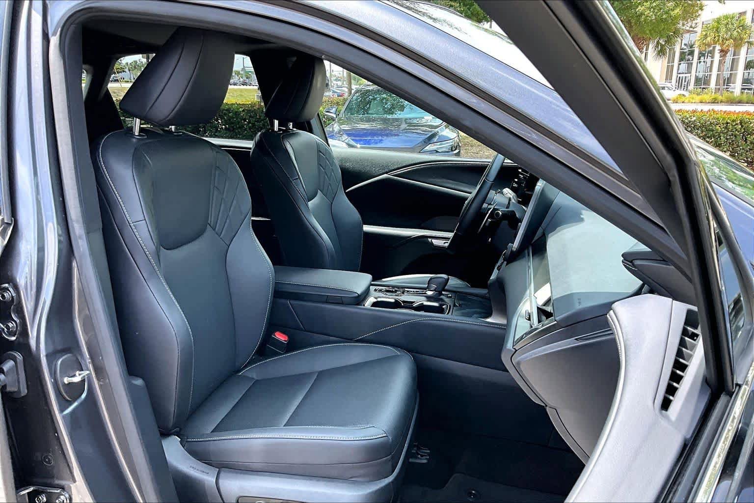 Used 2026 Lexus RX 350 Premium w/ Accessory Package (Z1) FWD image 9