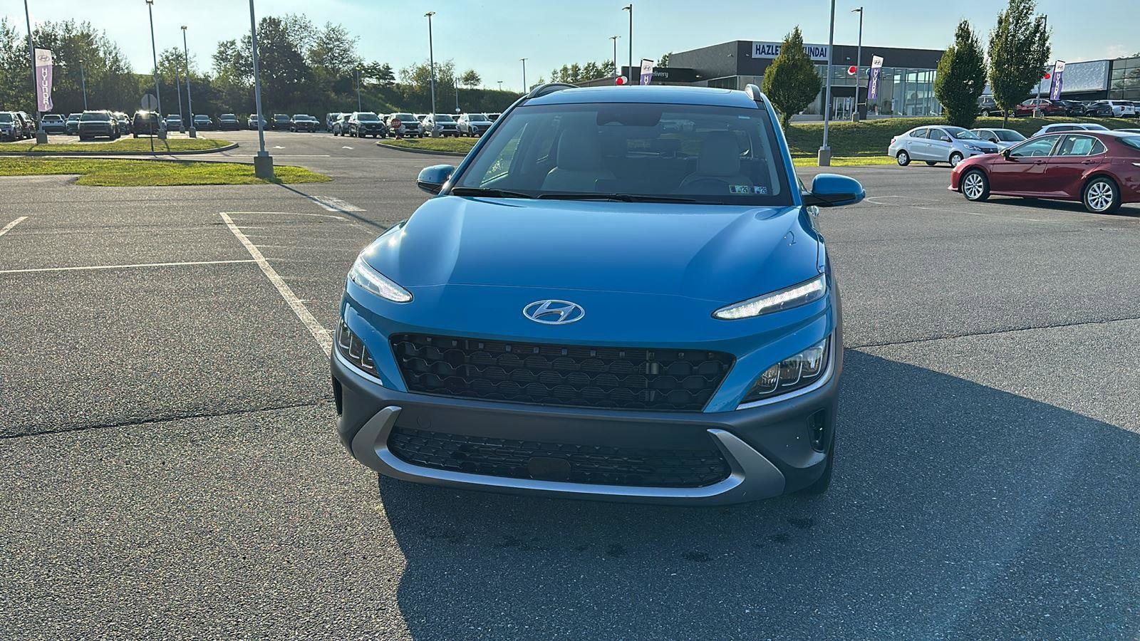 Certified 2022 Hyundai Kona Limited w/ Cargo Package image 15