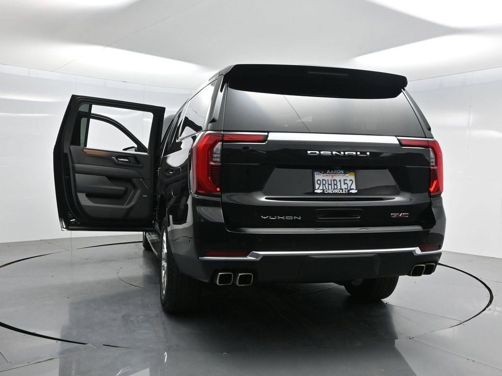 Used 2025 GMC Yukon XL Denali image 59