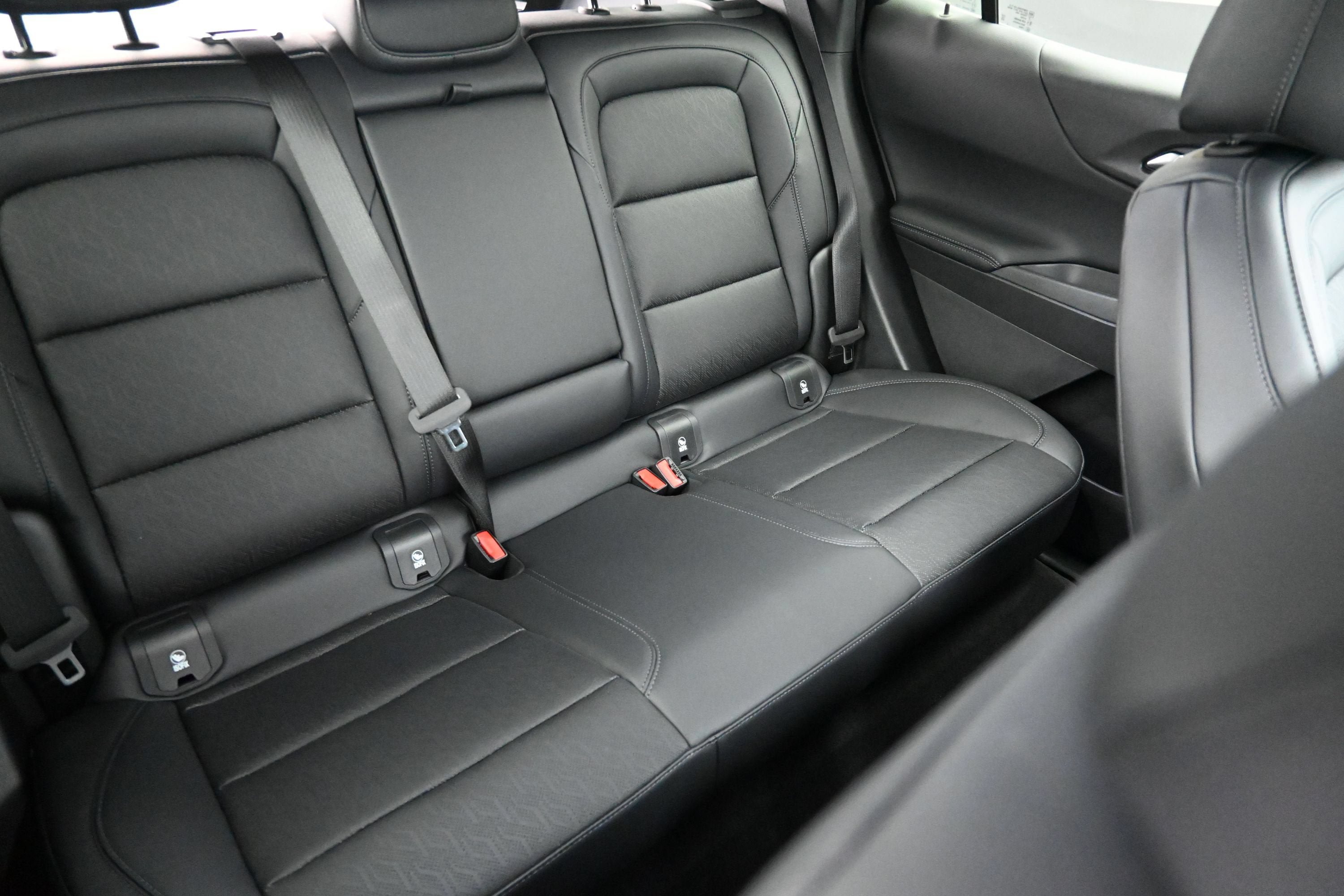 New 2027 Chevrolet Equinox LT w/ Convenience Package II FWD image 35