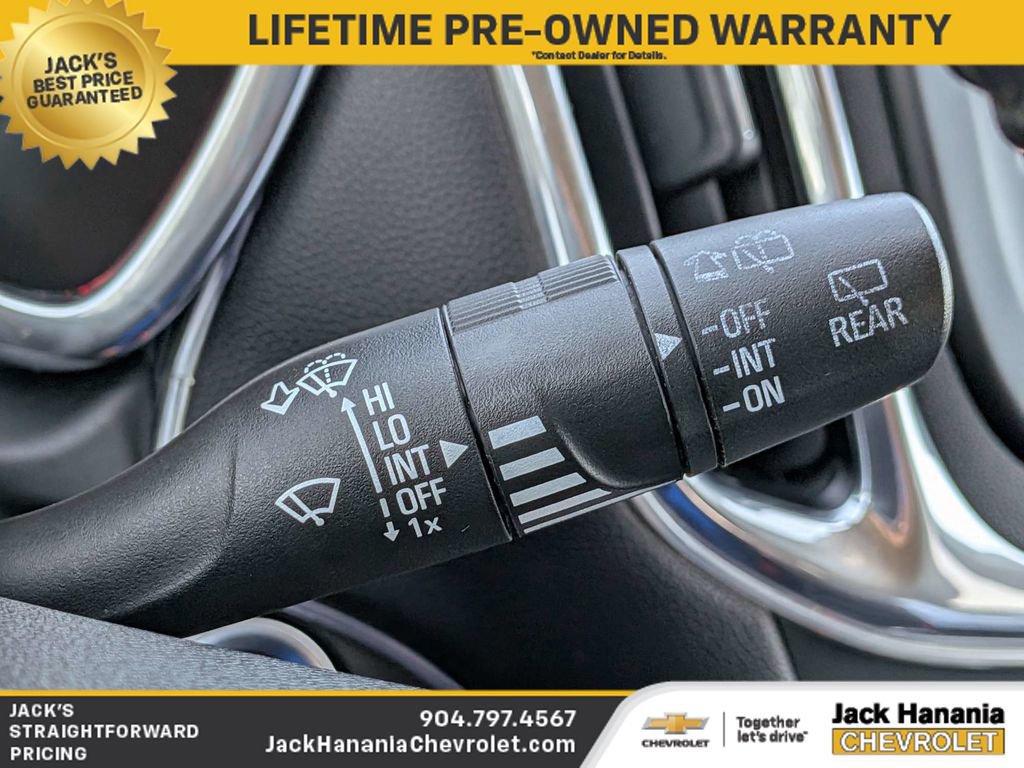 Used 2020 Chevrolet Equinox LT w/ Driver Convenience Package FWD image 26