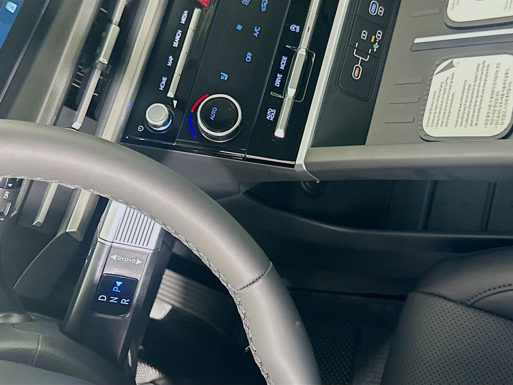 New 2026 Hyundai Santa Fe SEL FWD image 14