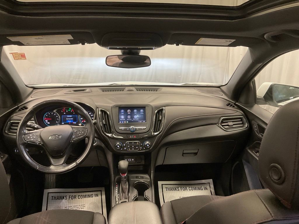 Used 2022 Chevrolet Equinox RS AWD/4WD image 2