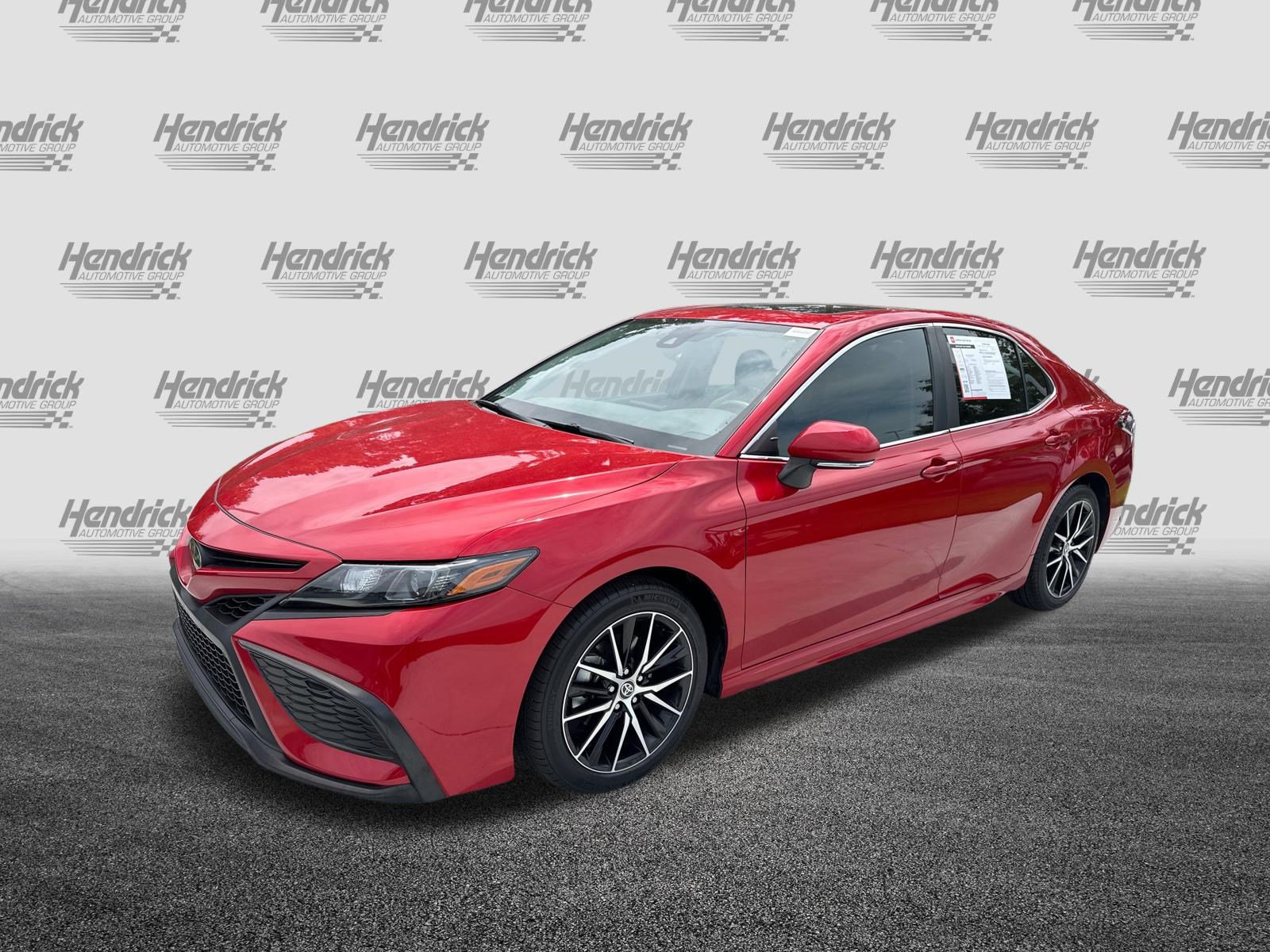 Certified 2022 Toyota Camry SE FWD image 5