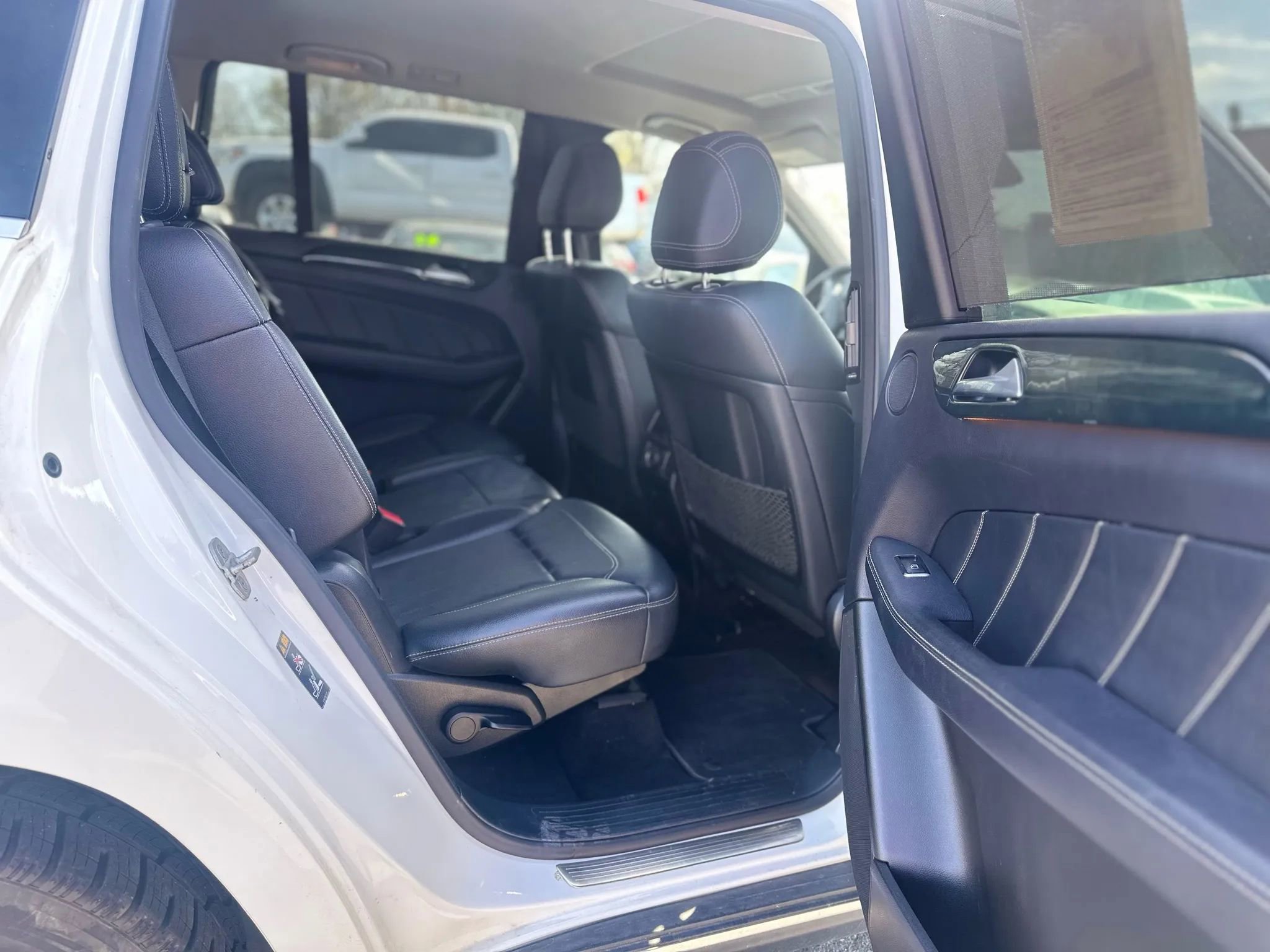 Used 2016 Mercedes-Benz GL 450 4MATIC image 11