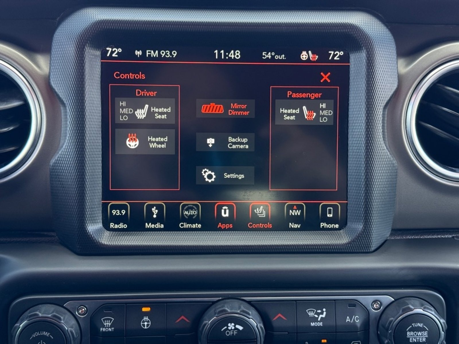 Used 2018 Jeep Wrangler Unlimited Rubicon AWD/4WD image 15